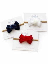 Load image into Gallery viewer, POMPOM BABY HEADBAND
